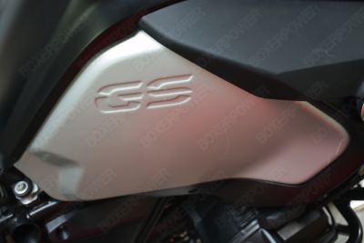 Hier ziet u e beschadigingen op de tank