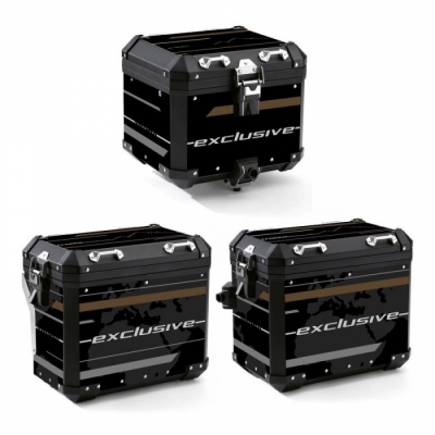 let op stickers zijn gemonteerd op zwarte koffers